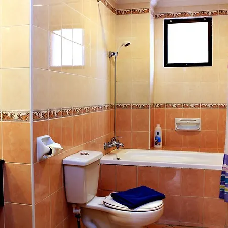 Kk Vacation Apartments-Marina Court - Stay And Get Cash Rebate Kota Kinabalu Room photo